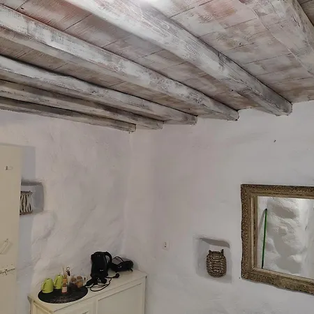 Lodge Artemis Authentic Mykonian Stone House Near *
