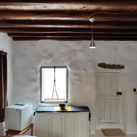 Artemis Authentic Mykonian Stone House Near Lodge Super Paradise Beach (Mykonos)