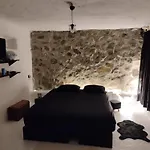 Artemis * Super Paradise Beach (Mykonos)