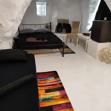 Artemis Authentic Mykonian Stone House Near * Super Paradise Beach (Mykonos)