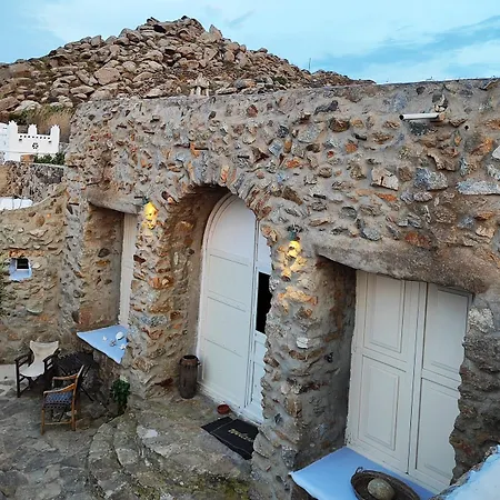Jaktstuga Artemis Authentic Mykonian Stone House Near Super Paradise Beach (Mykonos)