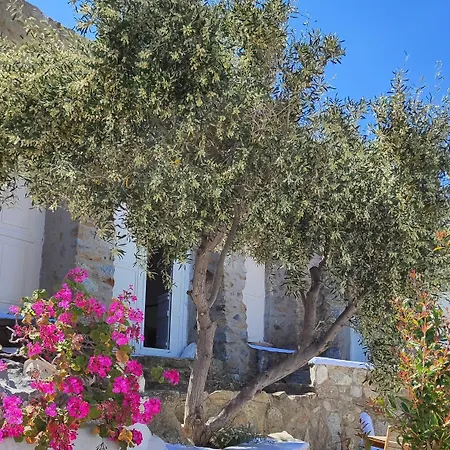 Chata Artemis Authentic Mykonian Stone House Near *