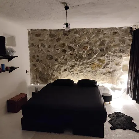Artemis Authentic Mykonian Stone House Near * Super Paradise Beach (Mykonos)