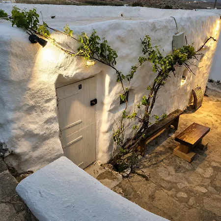 Artemis Authentic Mykonian Stone House Near Jaktstuga