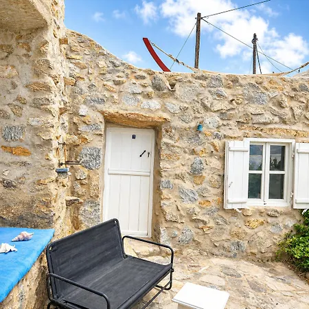 Jaktstuga Artemis Authentic Mykonian Stone House Near *
