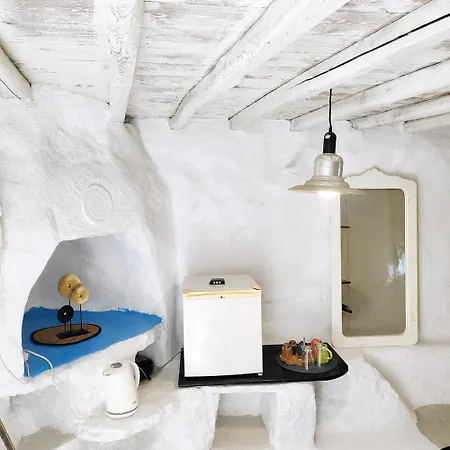 Artemis Authentic Mykonian Stone House Near Super Paradise Beach (Mykonos)
