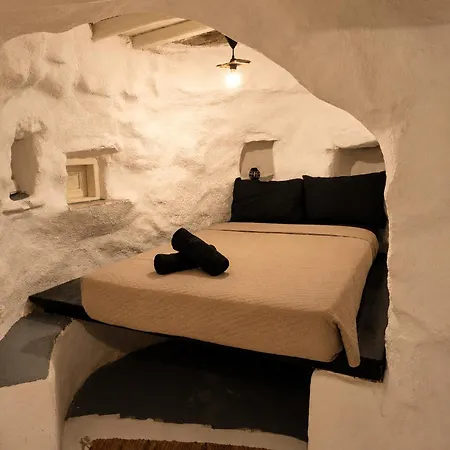 Artemis Authentic Mykonian Stone House Near Jaktstuga