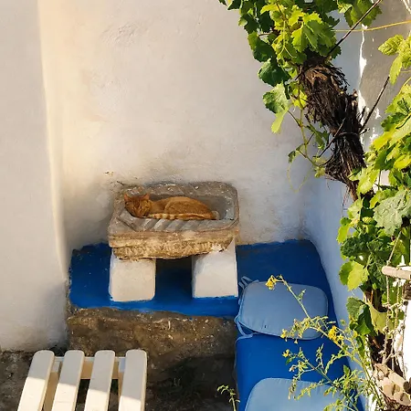 Artemis Authentic Mykonian Stone House Near Chata
