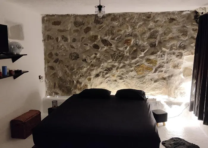 Artemis * Super Paradise Beach (Mykonos)