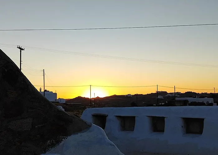 Artemis Chata Super Paradise Beach (Mykonos)